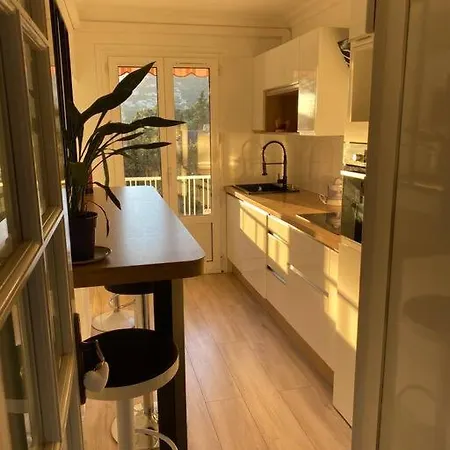 Chris'home